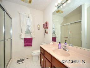 330 MOUNTAIN VALLEY DRIVE - Photo 13