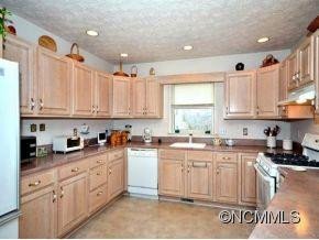 330 MOUNTAIN VALLEY DRIVE - Photo 8