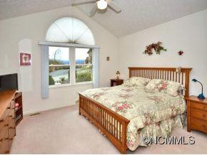 330 MOUNTAIN VALLEY DRIVE - Photo 10
