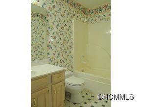 231 Shelburne Road - Photo 12