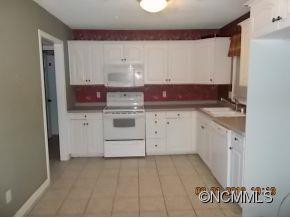 144 Pinehurst - Photo 2