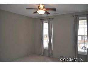 13 S. Inglenook Lane - Photo 14