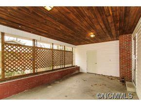 26 Wendover Road - Photo 18