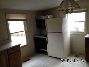 27 Brickyard Road - Photo 3