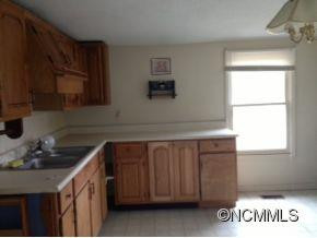 27 Brickyard Road - Photo 5