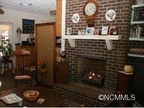 1649 University Heights - Photo 5