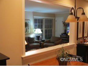 340 Rivercrest Drive - Photo 4