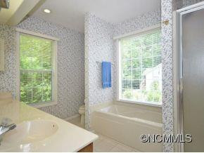 4 PEBBLE BEACH COURT - Photo 8