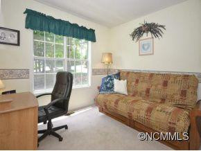 4 PEBBLE BEACH COURT - Photo 10