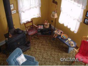 335 ENCHANTED FOREST DRIVE - Photo 2