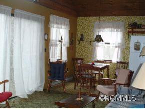 335 ENCHANTED FOREST DRIVE - Photo 3