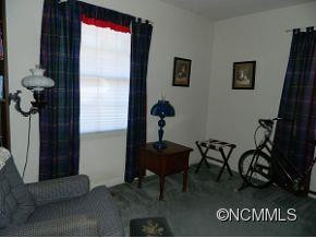 1045 Carousel Lane - Photo 16
