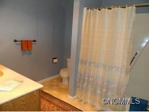 1045 Carousel Lane - Photo 18