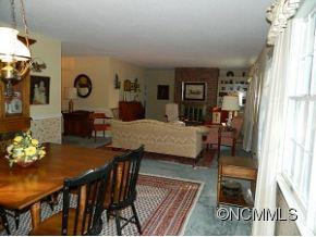 1045 Carousel Lane - Photo 4