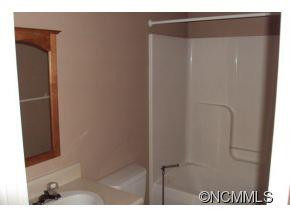 34 Southview Meadow - Photo 11