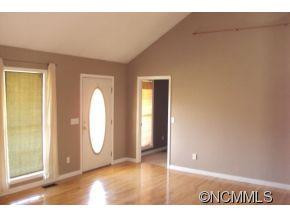 34 Southview Meadow - Photo 4