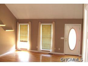 34 Southview Meadow - Photo 5