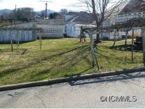 35 Wesley Street - Photo 2