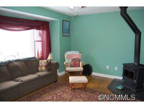 141B Shelburne Road - Photo 8