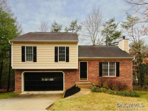 10 FOXBERRY DRIVE