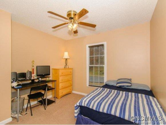 10 FOXBERRY DRIVE - Photo 20