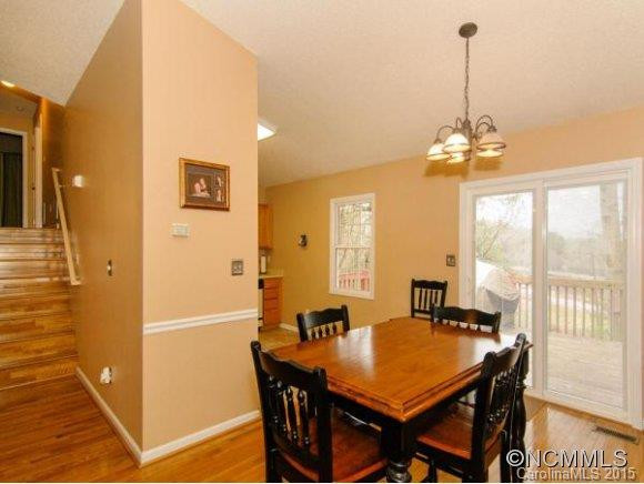 10 FOXBERRY DRIVE - Photo 8