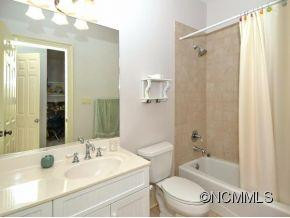 1646 Olmsted Drive - Photo 15