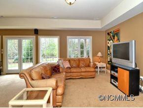 1646 Olmsted Drive - Photo 18