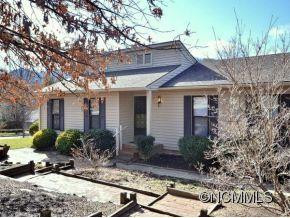 309 HEATHER COURT - Photo 2