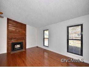 309 HEATHER COURT - Photo 5