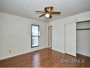 309 HEATHER COURT - Photo 8