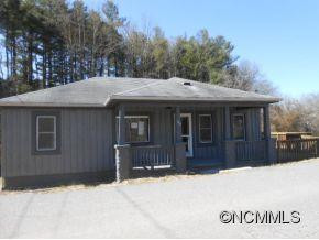 108 Academy St - Photo 2