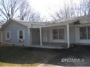 47 Pine Tree Dr.