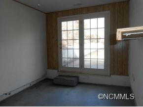 47 Pine Tree Dr. - Photo 14