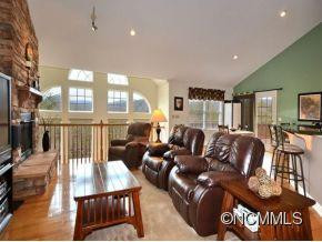 313 MASTERS VIEW DRIVE - Photo 3