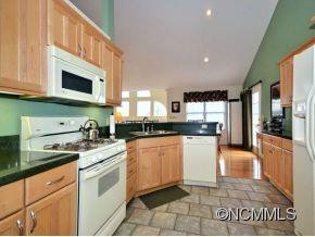 313 MASTERS VIEW DRIVE - Photo 7
