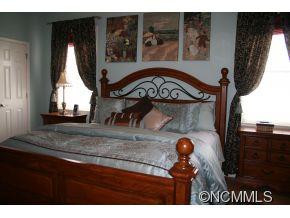 18 Summer Meadow Road - Photo 17