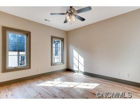145 Hollymoorside Drive - Photo 10