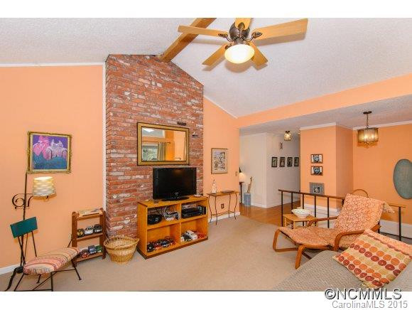 1 East Fox Chase Road - Photo 13