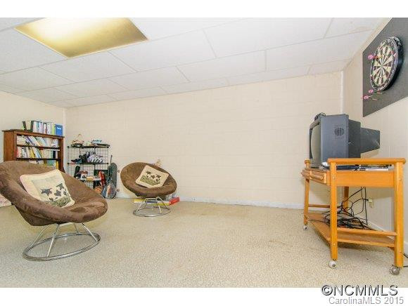 1 East Fox Chase Road - Photo 21