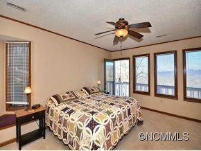 121 STONECREST - Photo 11