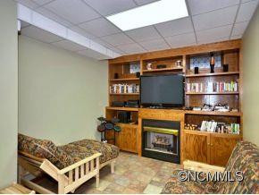 121 STONECREST - Photo 17
