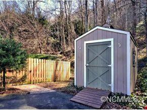 121 STONECREST - Photo 21
