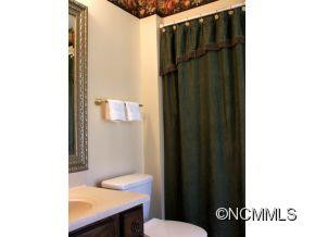 64 South Greenwood Forest Drive - Photo 9