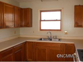 72 Goldmont Street - Photo 2