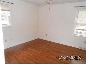 549 Meadowbrook Road - Photo 5