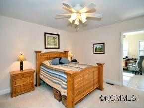 140 FOOTHILLS DRIVE - Photo 12