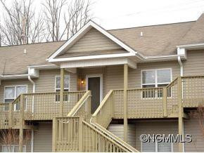 208 CARLYLE WAY