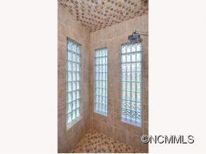 4 Lakeway Circle - Photo 17