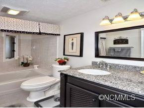 4 Lakeway Circle - Photo 21